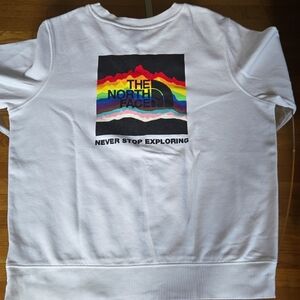 The North Face Women's White Crewneck Pullover XL